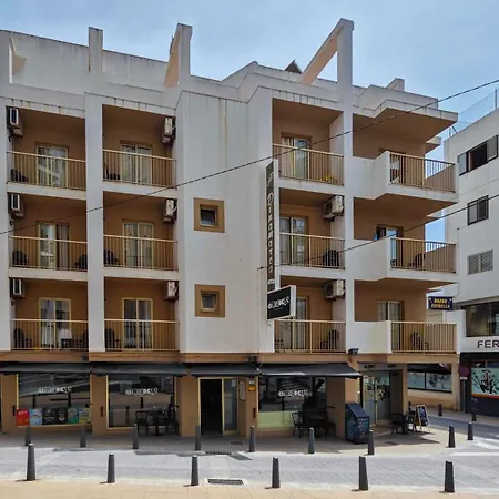 Hostal Dinamarca-2